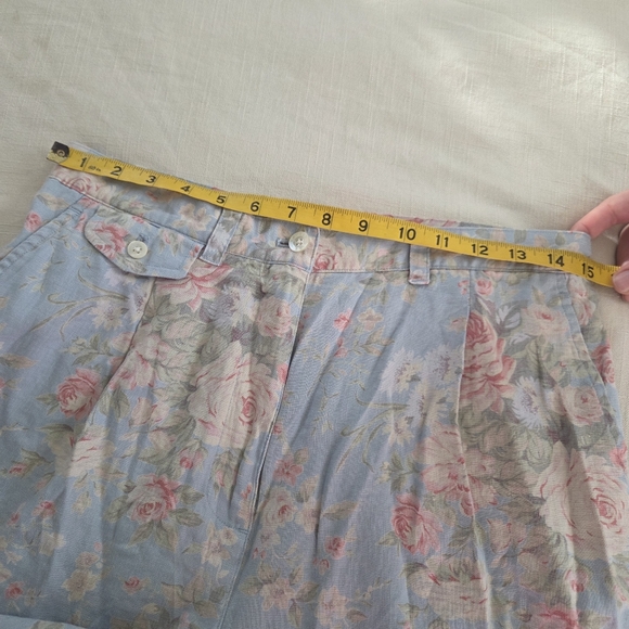 Vintage Lauren Ralph Lauren Linen Shorts Floral Womens 10, 30 Inch Waist Pink - Picture 6 of 8